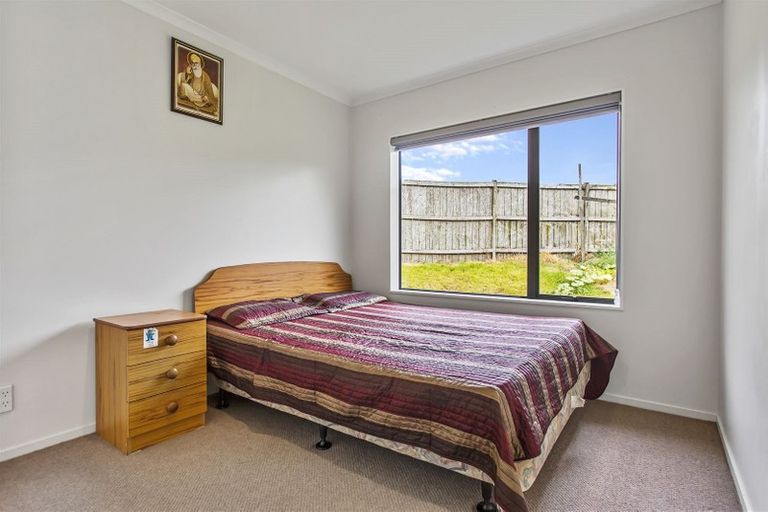 Photo of property in 52 Magic Way, Randwick Park, Auckland, 2105