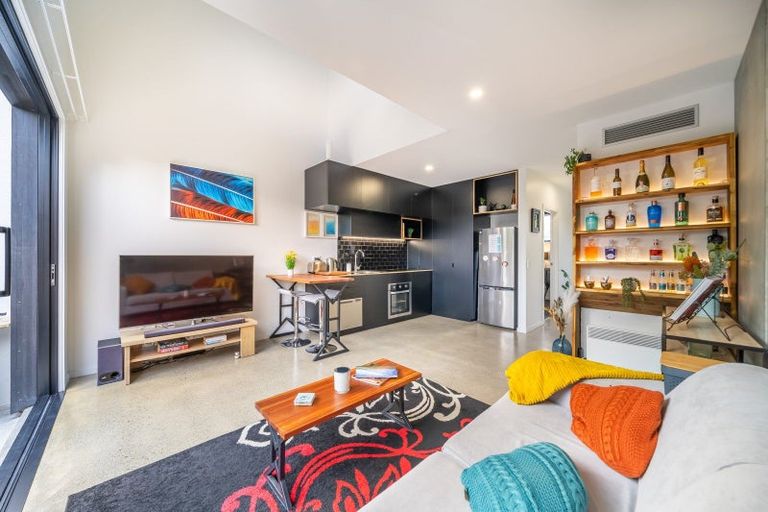 Photo of property in 3 Te Ara O Paetutu, Petone, Lower Hutt, 5012