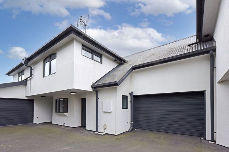 Photo of property in 5/87 Grafton Street, Waltham, Christchurch, 8011