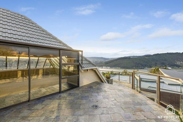Photo of property in 225 Larnach Road, Waverley, Dunedin, 9013