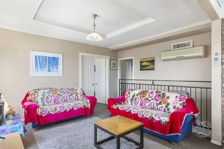 Photo of property in 84 Moana Crescent, Musselburgh, Dunedin, 9013