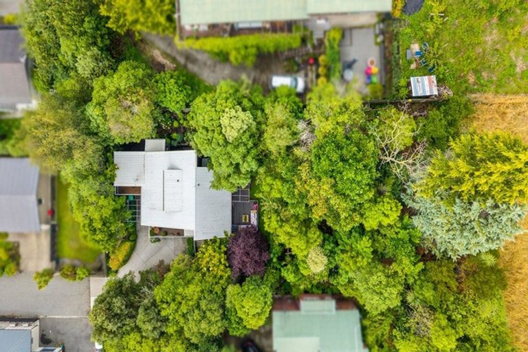 Photo of property in 102 Bowenvale Avenue, Cashmere, Christchurch, 8022