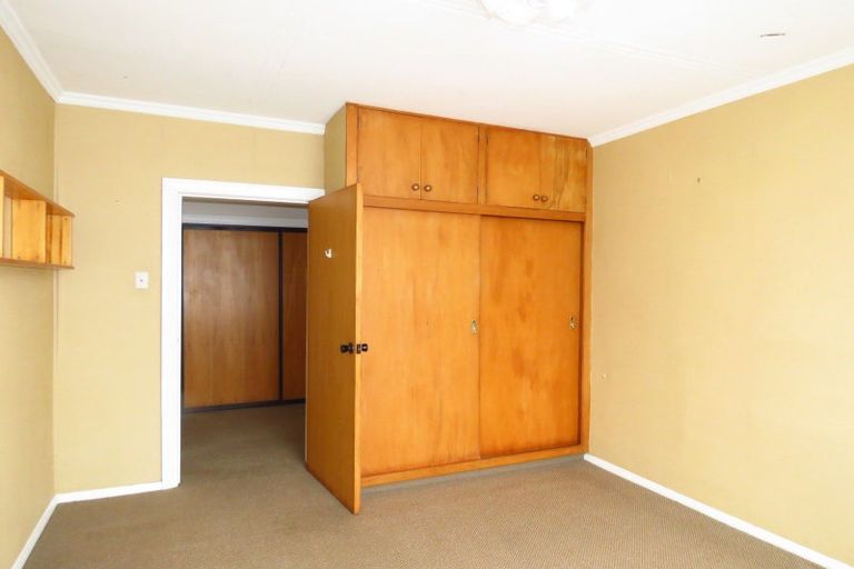 Photo of property in 35 Queen Street, Westport, 7825