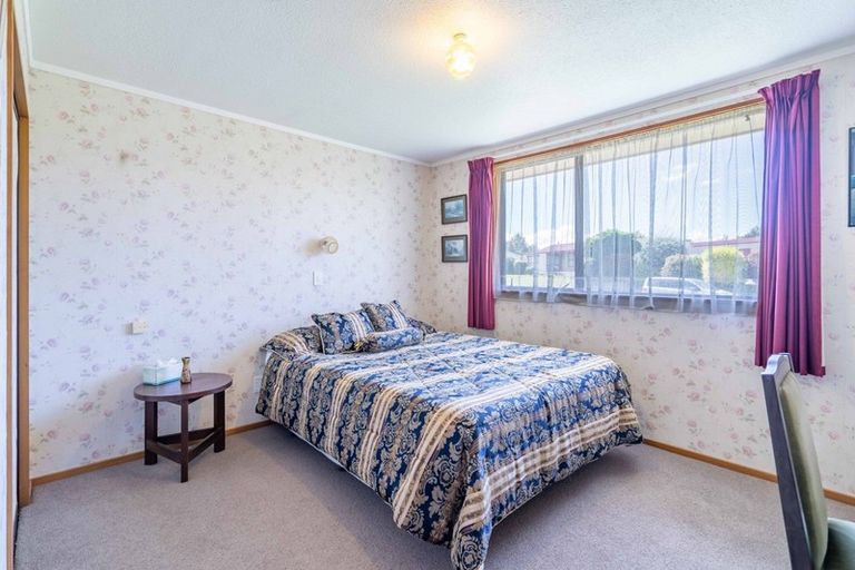 Photo of property in 1 Donald Ross Place, Te Anau, 9600
