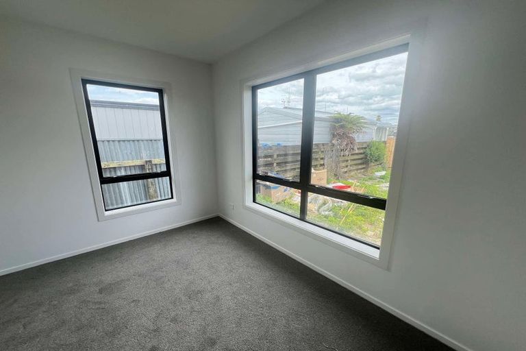 Photo of property in 11a Vogel Street, Levin, 5510