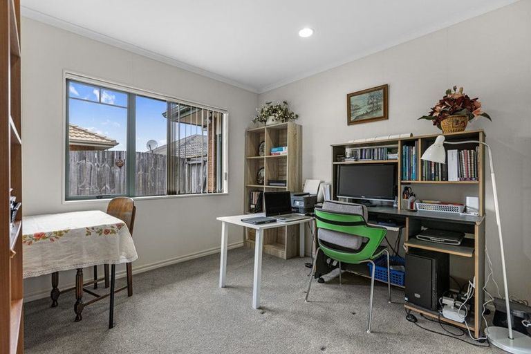 Photo of property in 21 Francevic Avenue, Mount Maunganui, 3116