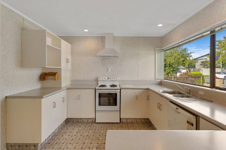 Photo of property in 1/86 Mclauchlan Street, Springlands, Blenheim, 7201