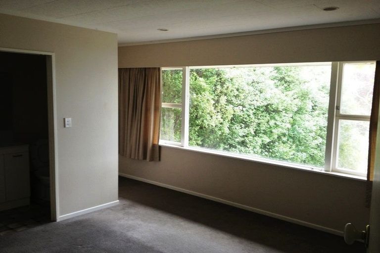 Photo of property in 11 Hilltop Avenue, Morningside, Whangarei, 0110