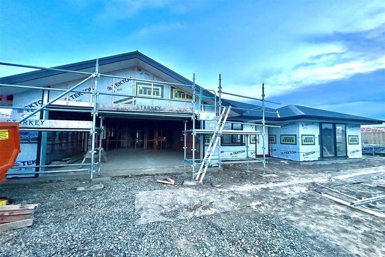 Photo of property in 52 Hilton Drive, Amberley, 7410