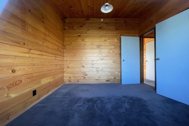 Photo of property in 25 Oratia Street, Waikanae Beach, Waikanae, 5036