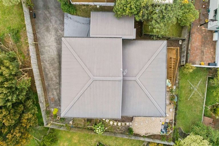 Photo of property in 3/20 Glen Vista Place, Bayview, Auckland, 0629