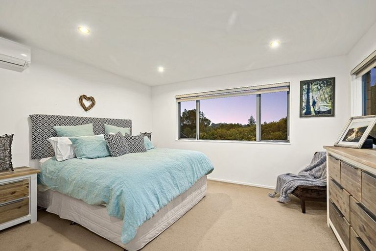 Photo of property in 66 Tiriwa Drive, Massey, Auckland, 0614