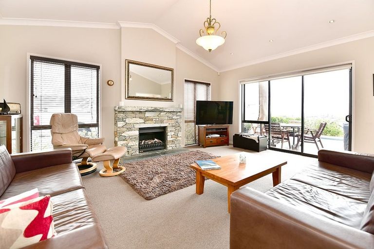 Photo of property in 51 The Ritz, Orewa, 0931