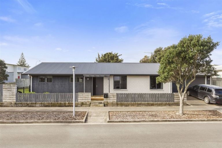 Photo of property in 15 Coprosma Close, Papamoa Beach, Papamoa, 3118