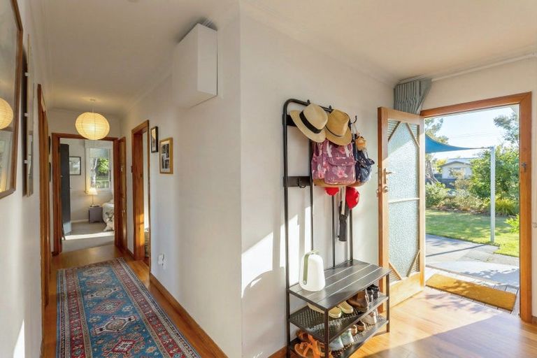 Photo of property in 38 Jellicoe Street, Greytown, 5712