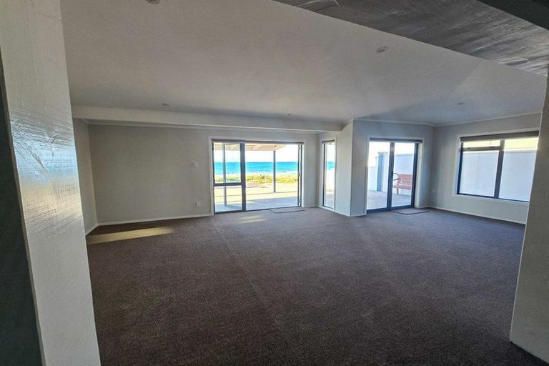 Photo of property in 233 Pukehina Parade, Pukehina, 3189