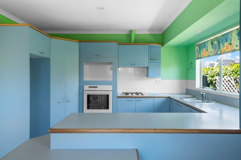 Photo of property in 43 Aston Drive, Waimairi Beach, Christchurch, 8083