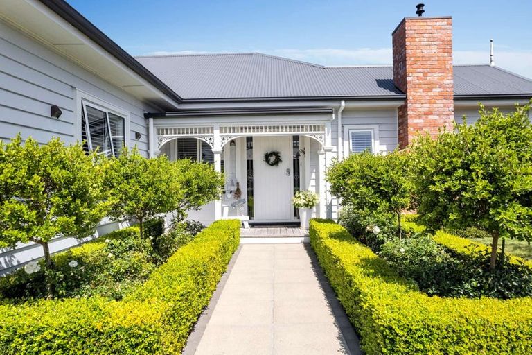 Photo of property in 57 Jarrett Terrace, Leamington, Cambridge, 3432