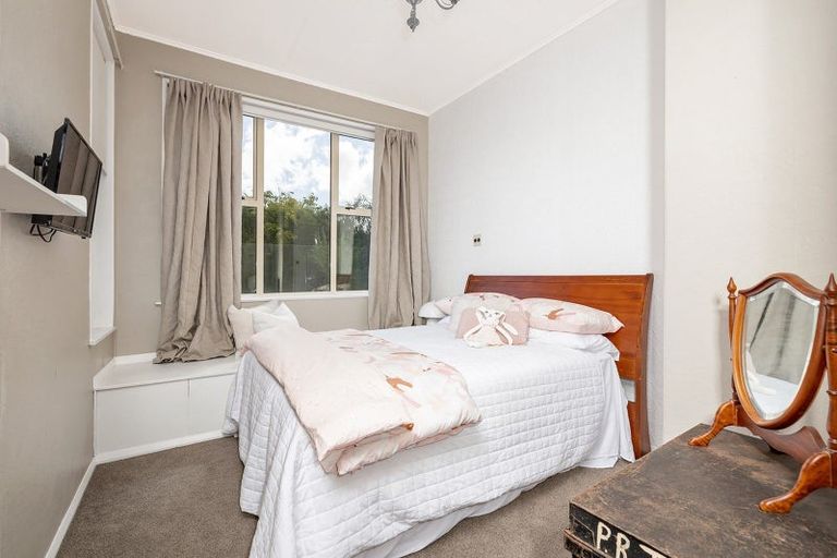 Photo of property in 98 Cole Street, Masterton, 5810