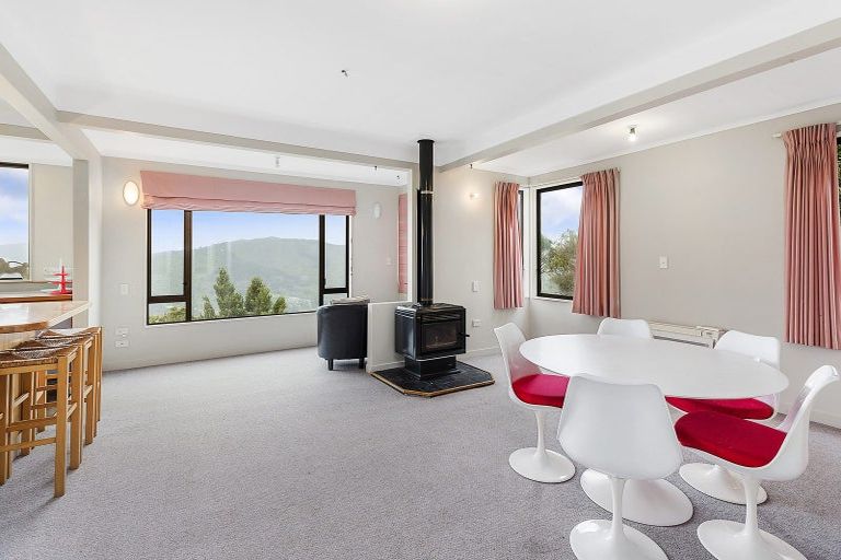 Photo of property in 167 Orangi Kaupapa Road, Northland, Wellington, 6012