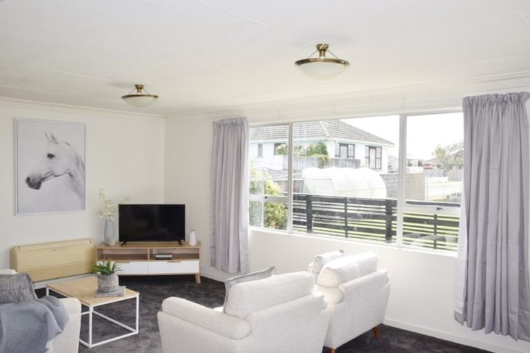 Photo of property in 35 Nichol Street, Heidelberg, Invercargill, 9812
