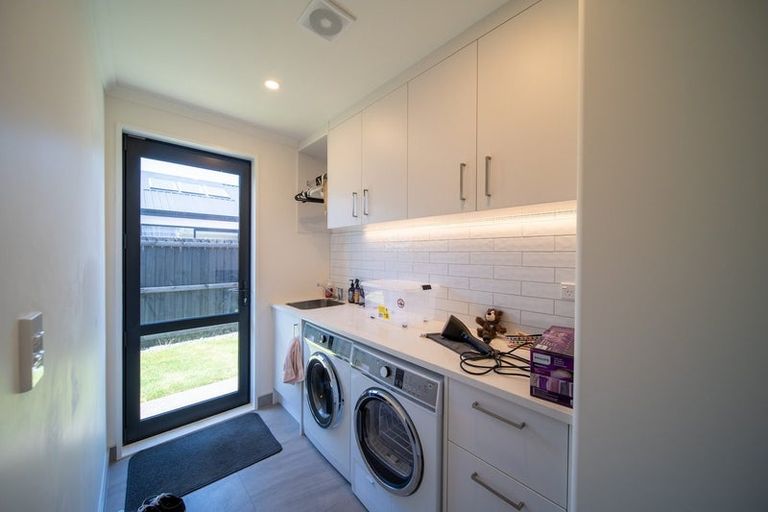 Photo of property in 14 Manakura Street, Avonhead, Christchurch, 8042