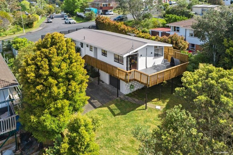 Photo of property in 48 Weatherly Road, Torbay, Auckland, 0630