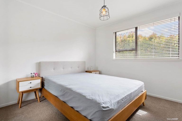 Photo of property in 48 Weatherly Road, Torbay, Auckland, 0630