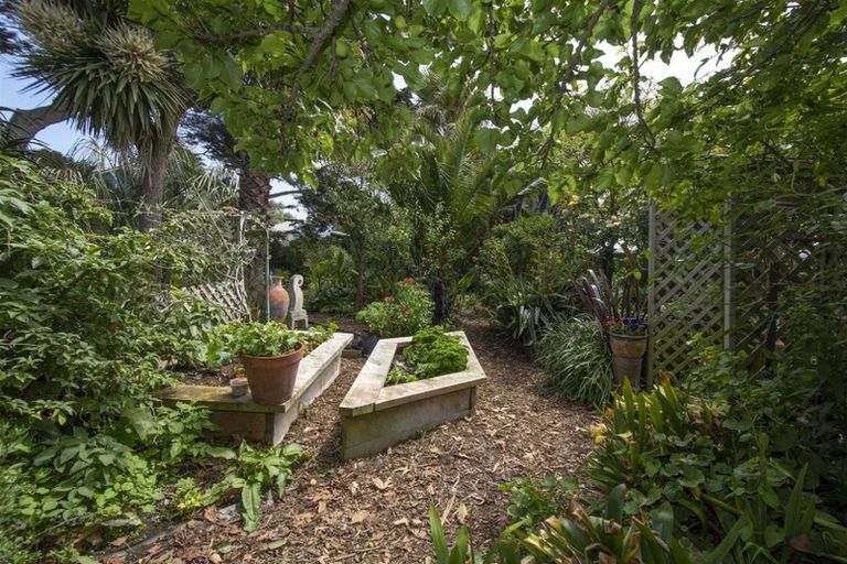 Photo of property in 483 Marine Parade, South New Brighton, Christchurch, 8062