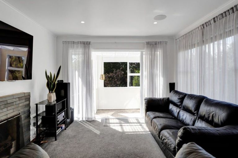 Photo of property in 1163 Devon Road, Bell Block, New Plymouth, 4373