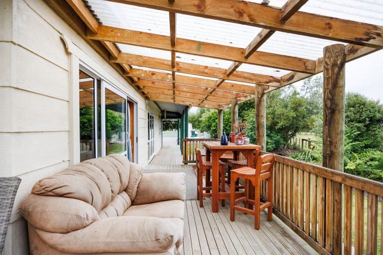 Photo of property in 175 Konini Street, Tokomaru, Palmerston North, 4474