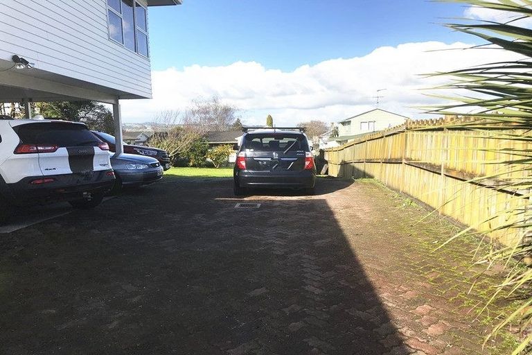 Photo of property in 31 Settlement Road, Papakura, 2110