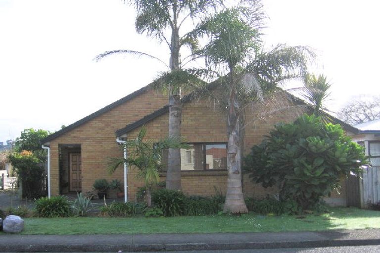 Photo of property in 6 Churchill Street, Kensington, Whangarei, 0112