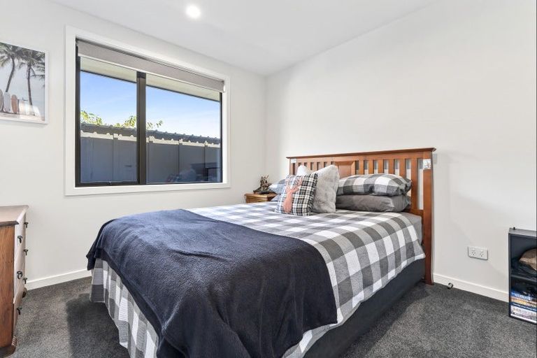 Photo of property in 19 Pounamu Avenue, Albert Town, Wanaka, 9305