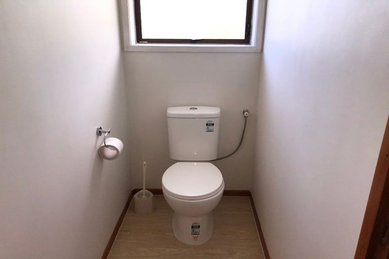 Photo of property in 1-4/7a Kent Road, Regent, Whangarei, 0112