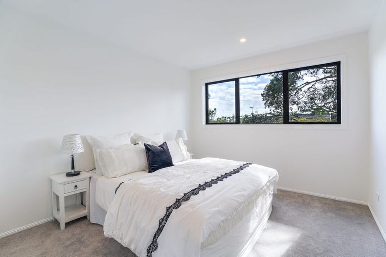 Photo of property in 21a Glenvar Road, Torbay, Auckland, 0630