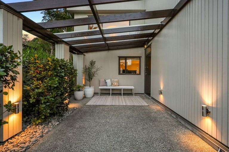 Photo of property in 194 Beach Road, Campbells Bay, Auckland, 0630