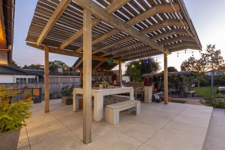 Photo of property in 16 Ruru Road, Otaihanga, Paraparaumu, 5036