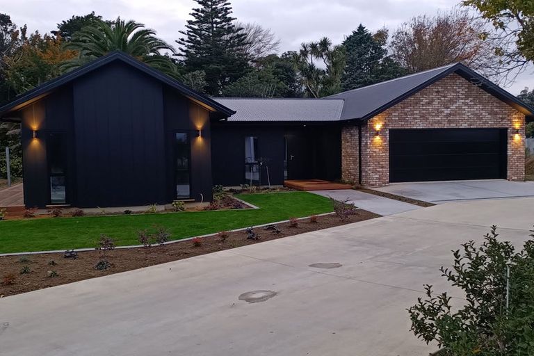 Photo of property in 114a Bartholomew Road, Levin, 5510