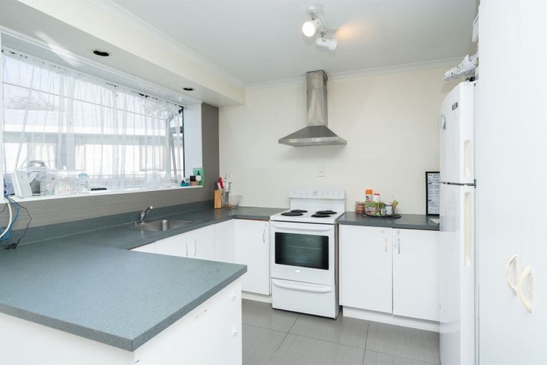 Photo of property in 20 Rosehill Place, Nawton, Hamilton, 3200