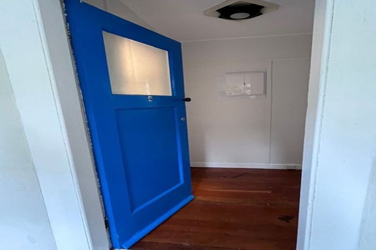 Photo of property in 1/57 Hawker Street, Mount Victoria, Wellington, 6011