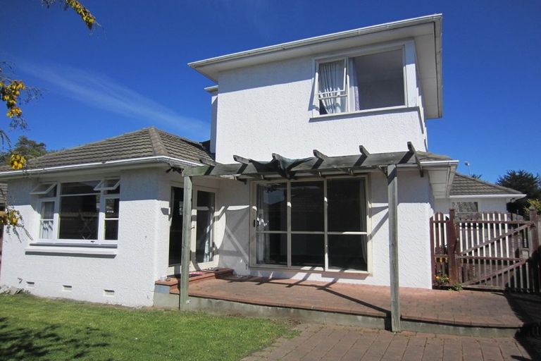 Photo of property in 1/70 Sawyers Arms Road, Northcote, Christchurch, 8052
