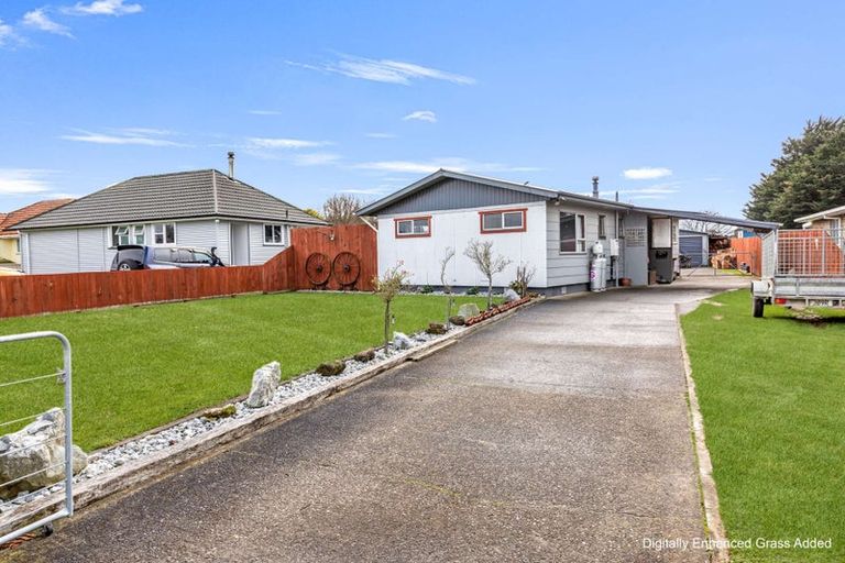 Photo of property in 30 Victor Street, Dannevirke, 4930