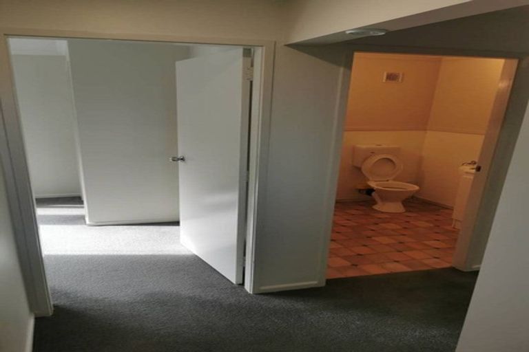 Photo of property in 22 Mulberry Street, Maungaraki, Lower Hutt, 5010