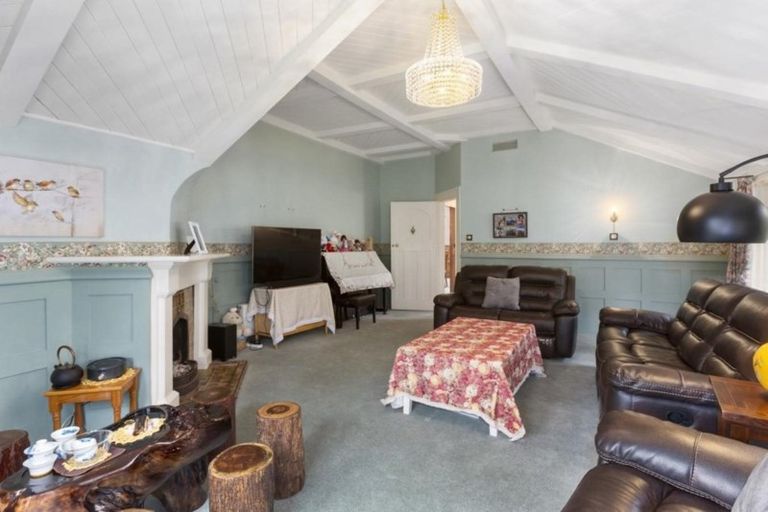 Photo of property in 5 Three Mile Hill Road, Halfway Bush, Dunedin, 9010