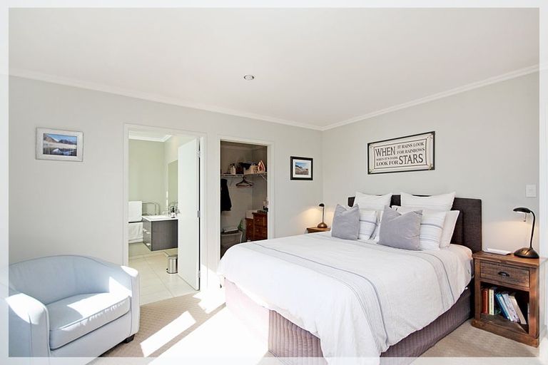 Photo of property in 24 Forbes Road, Foxton Beach, Foxton, 4815