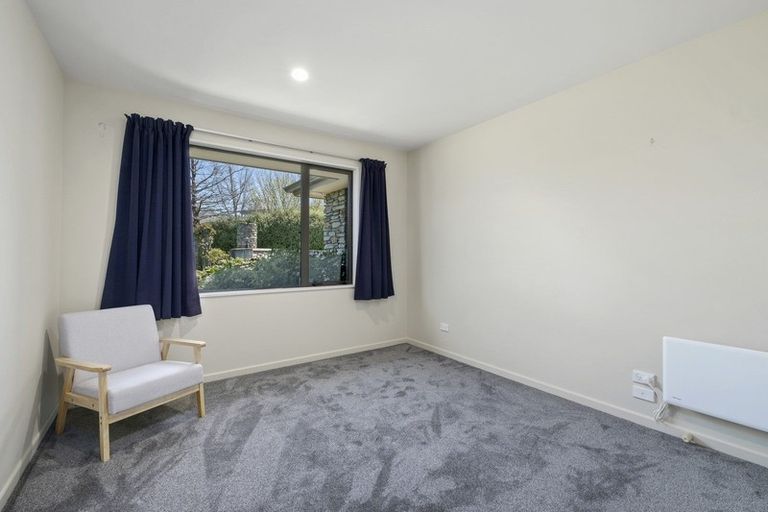 Photo of property in 48 Rob Roy Lane, Wanaka, 9305