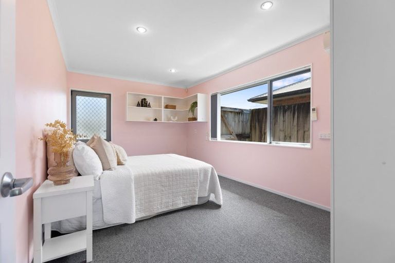 Photo of property in 21 Madison Street, Cambridge, 3434