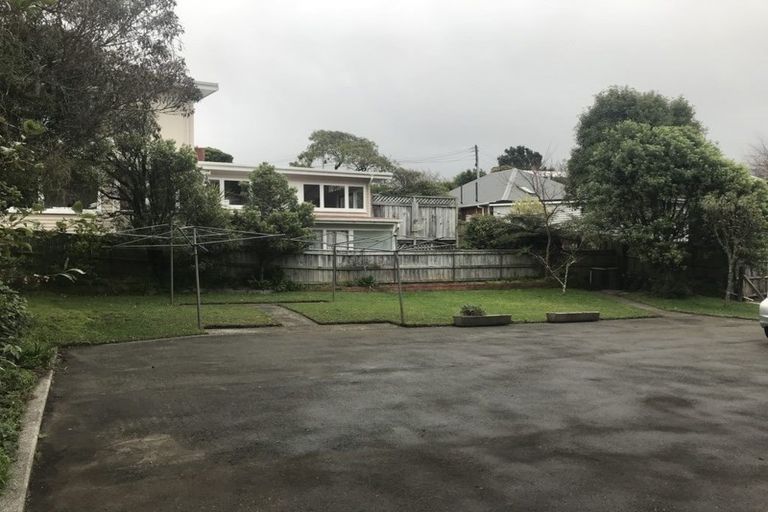 Photo of property in 42d Ngatoto Street, Ngaio, Wellington, 6035