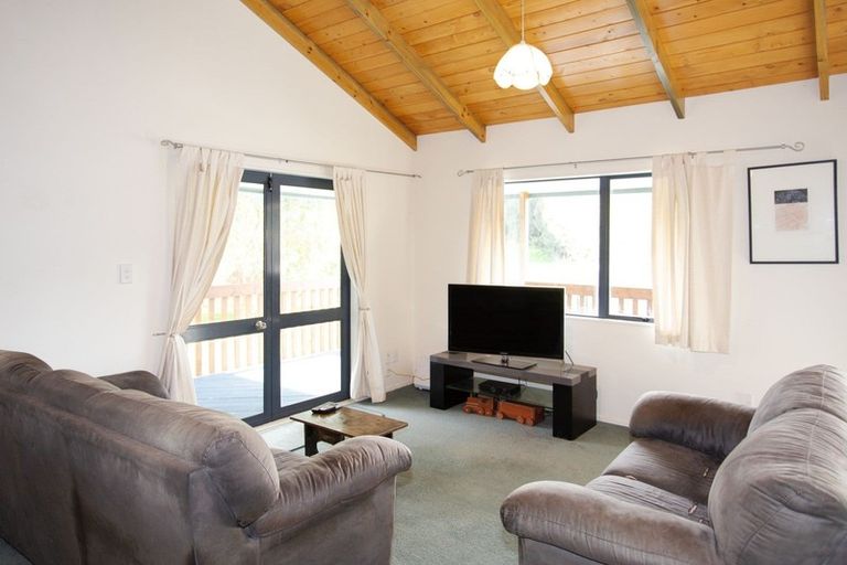 Photo of property in 15 Caversham Road, Westmere, Whanganui, 4501